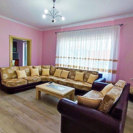 Cheerful 2 Bedroom Villa With Free Parking. Gjirokaster Exterior photo